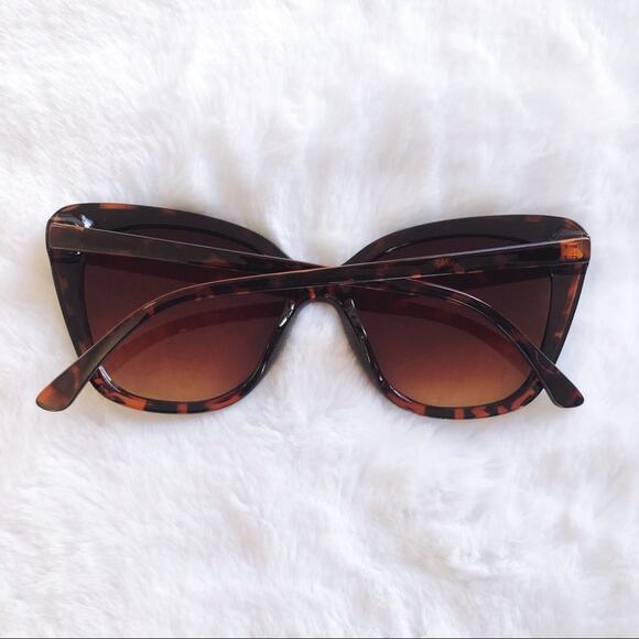 Amelia Tortoise Brown Cat Eye Full Rim Sunglasses - Picture 9 of 9